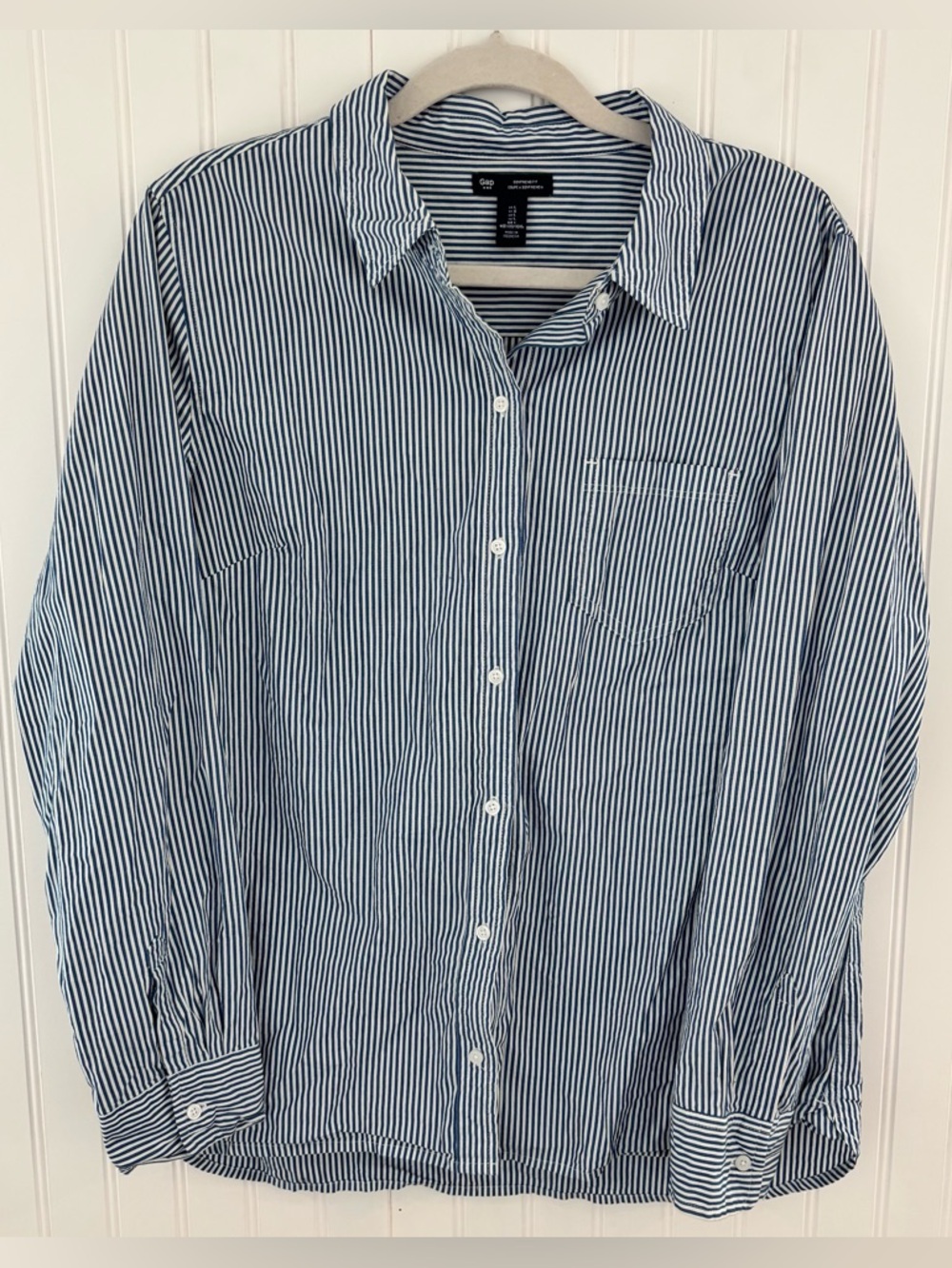 GAP Women’s Boyfriend Fit Navy & White Thin Stripe Button-Down Shirt